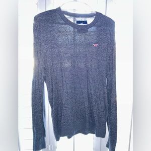 gray hollister sweater